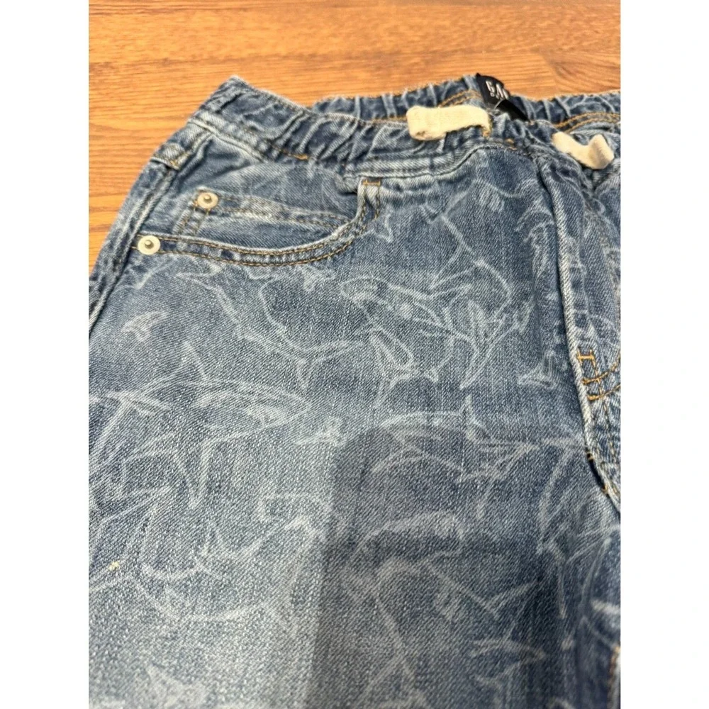 Gap‎ Boys Denim Bermuda Shark Print Size L